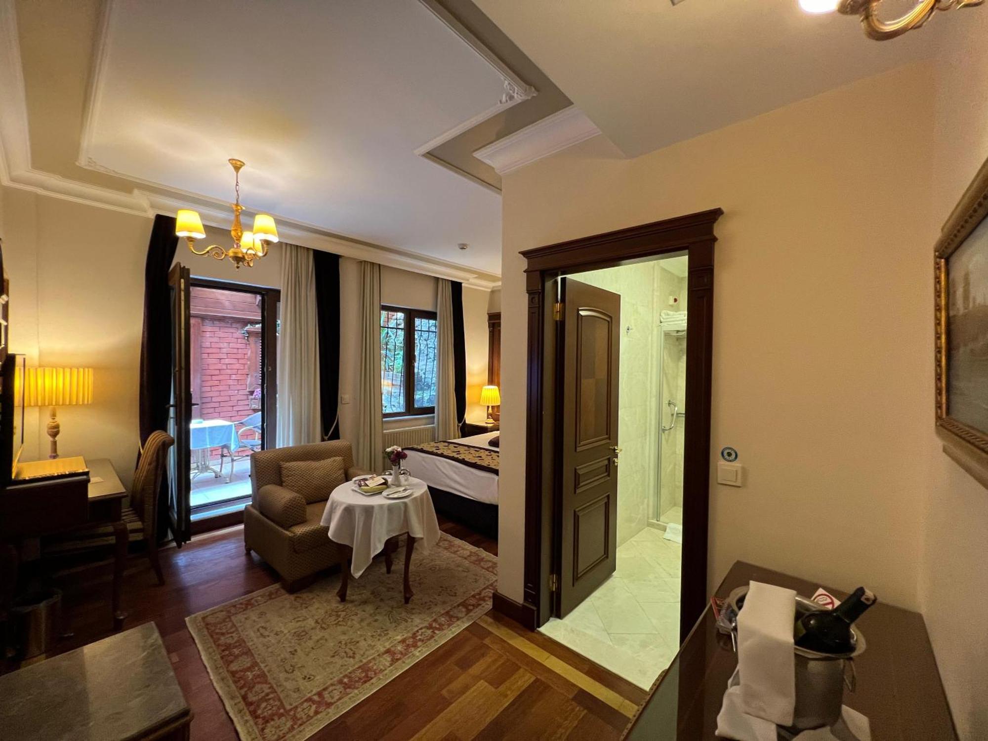 Glk Premier Regency Suites & Spa Istanbul Exteriör bild